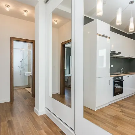 Bozi, Luxury By The Beach For 8 Apartment *